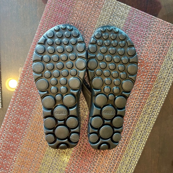 NIB Sketcher On The Go “Cove” Thong Sandals Size 10 - Picture 7 of 10